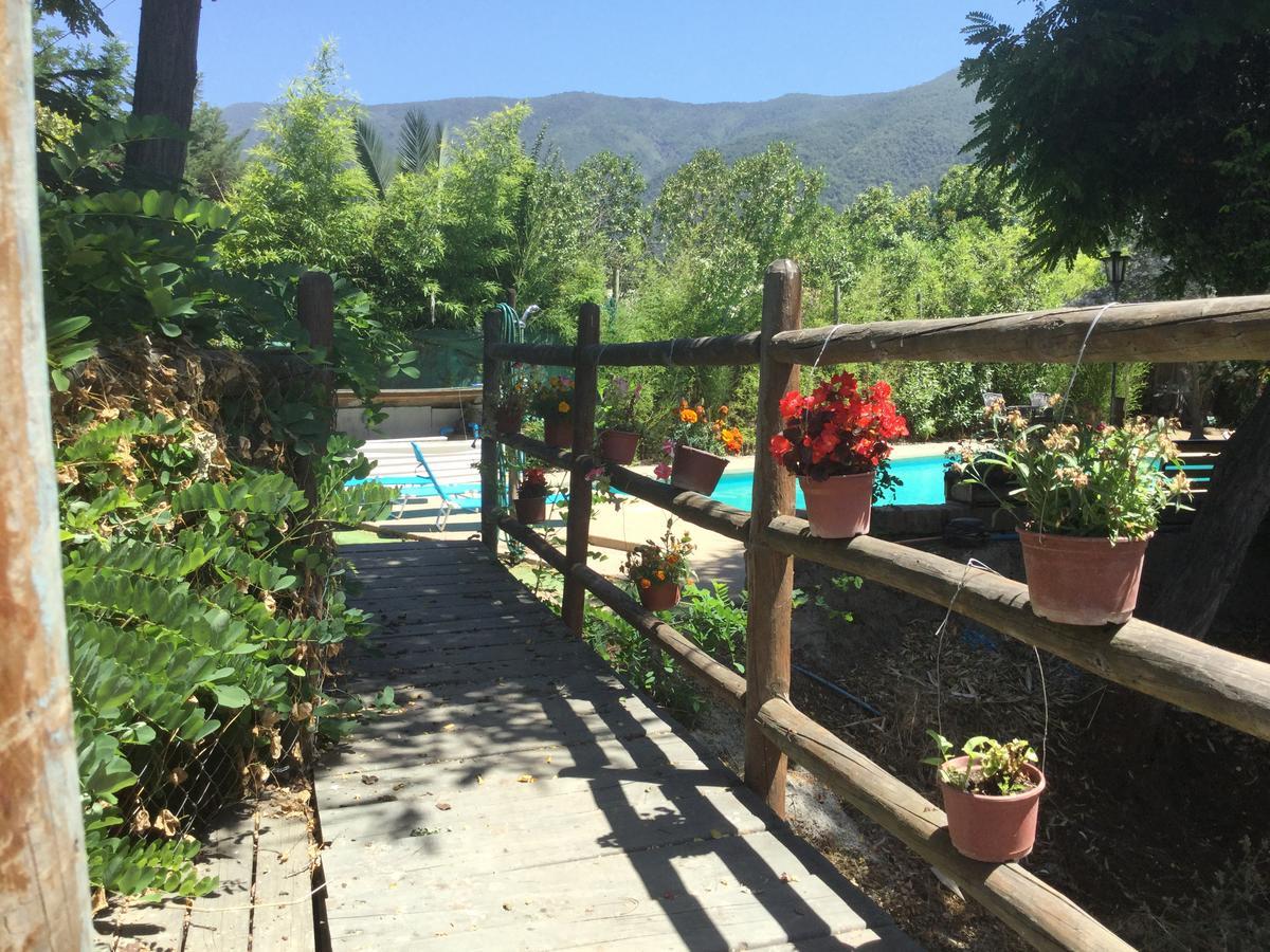 Bed and Breakfast La Quinta Bruja Сантьяго Экстерьер фото
